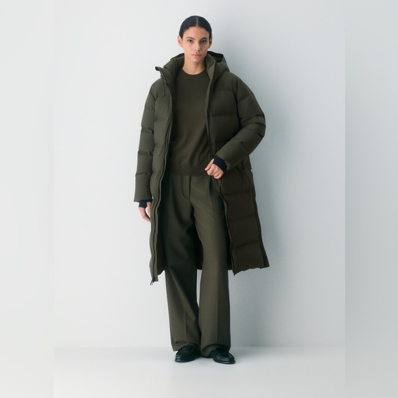 Aritzia The Super Puff₂O™ Long - Rainstop™ - Picture 9 of 12